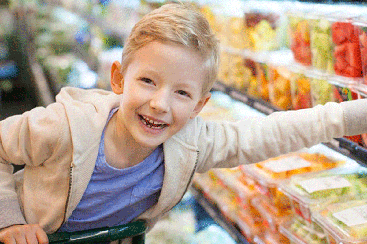Boodschappen doen met kleine kinderen: hoe maak je er een prettige ervaring van?