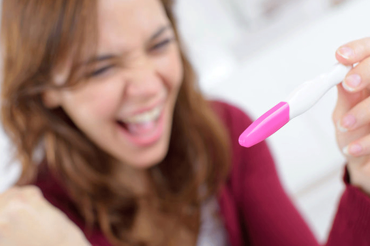 Zo houd je je zwangerschap nog even geheim