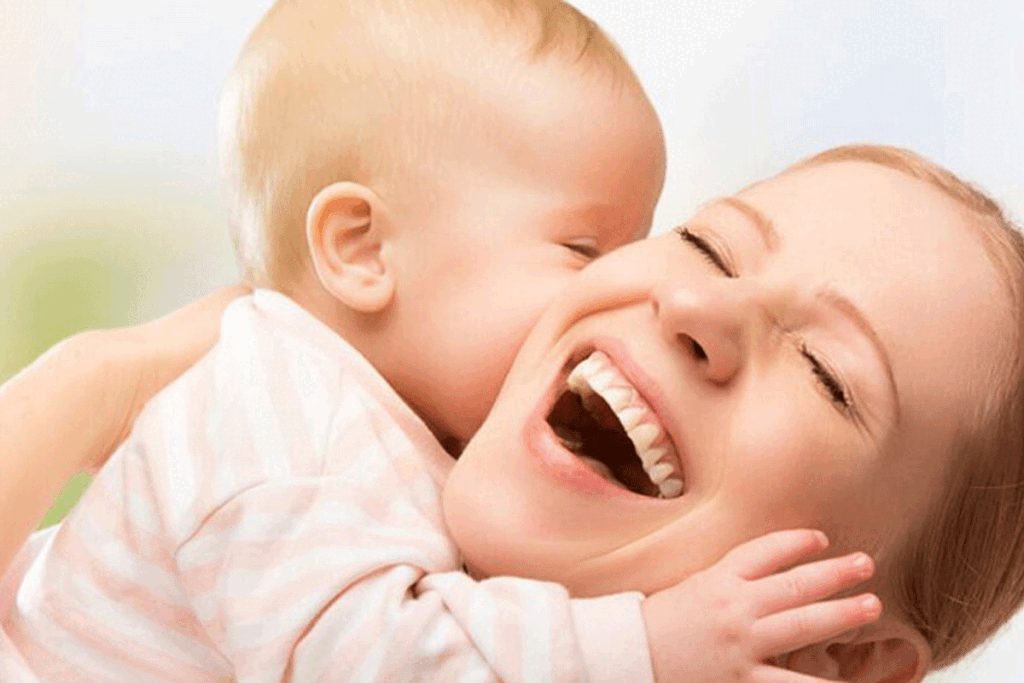 Doorkomende tandjes: wat gebeurt er in dat kleine mondje?