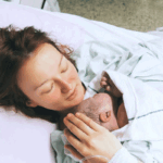 Wie mogen er bij de bevalling aanwezig zijn?